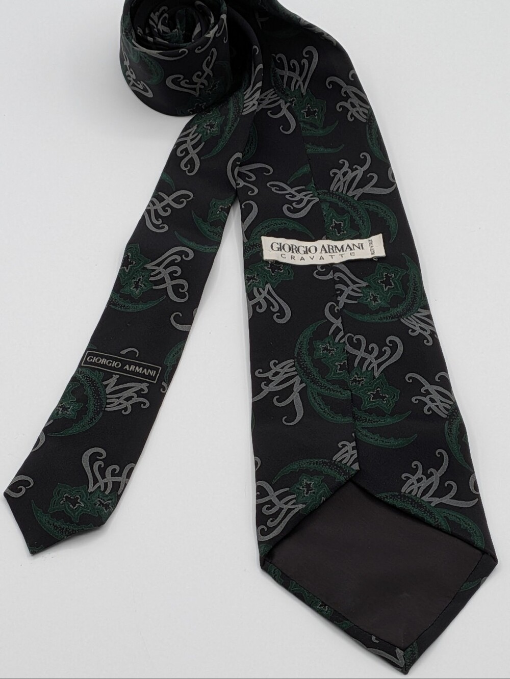 Vintage Giorgio Armani Cravatte Silk Paisley Tie Green Black Made in Italy